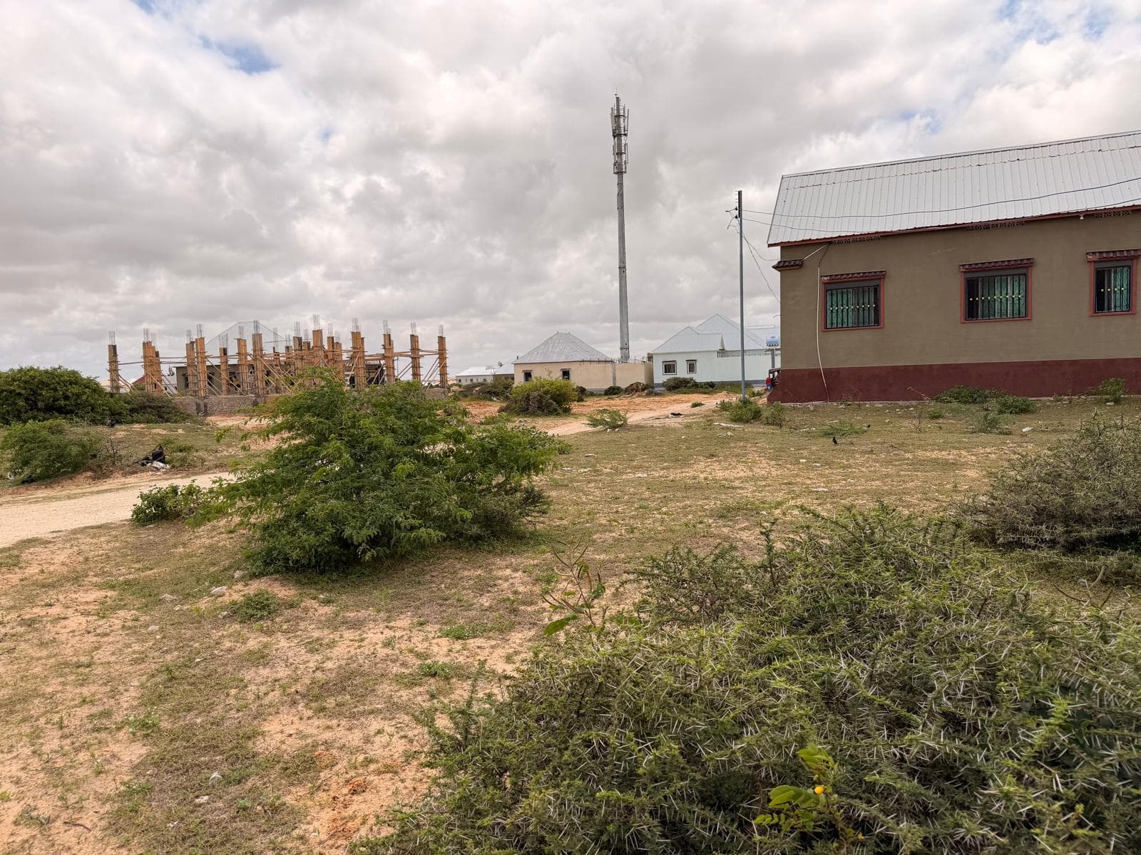 Land in Daarussalaam 3