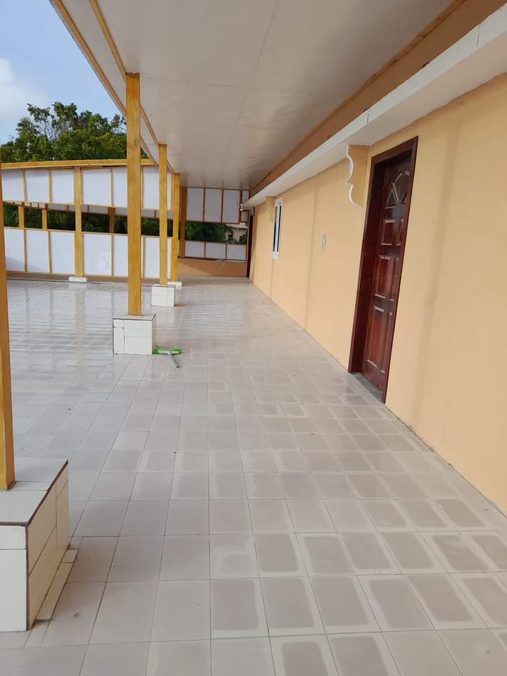 Modern Executive Residence 4