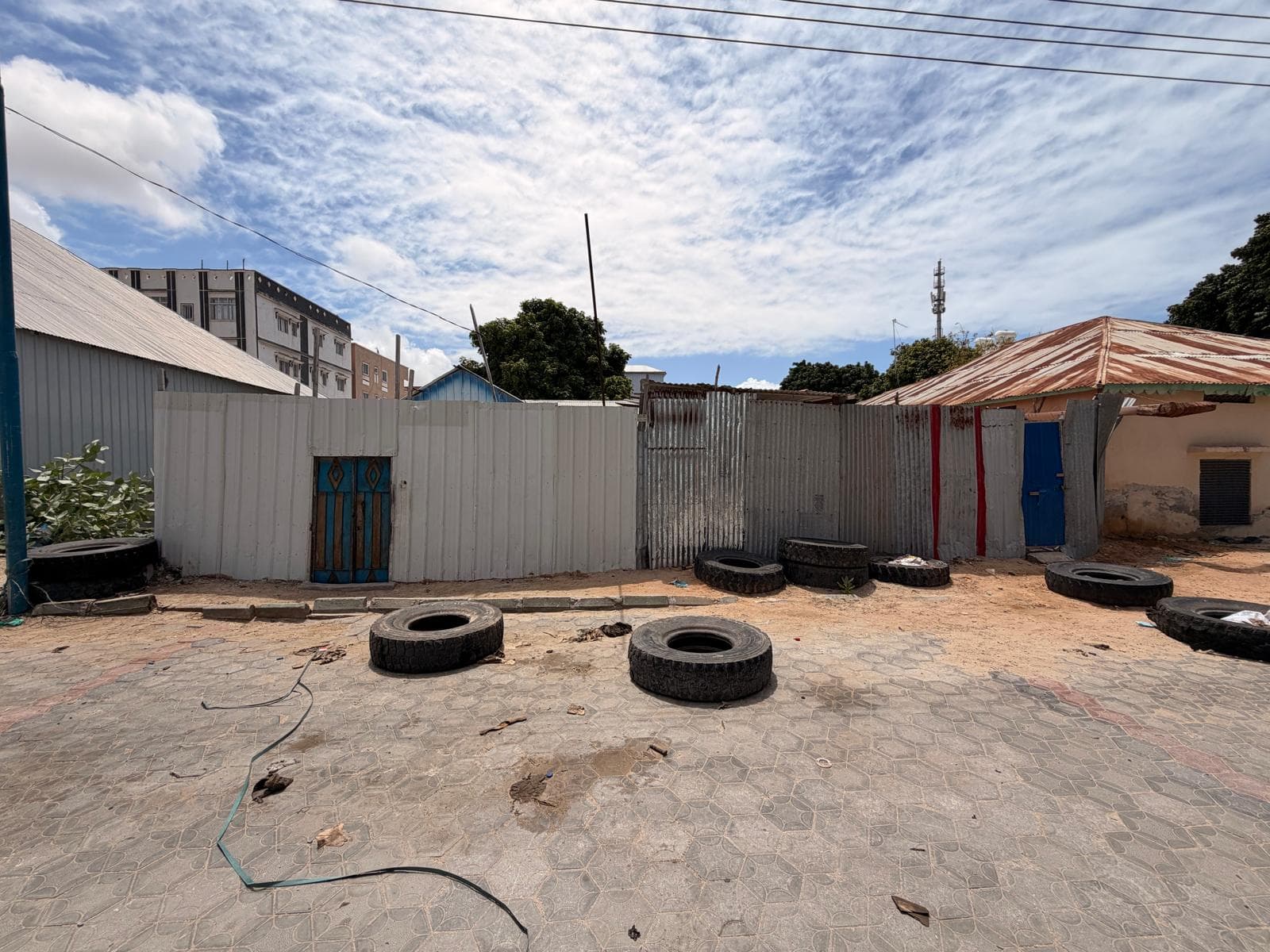 Residential Property for Sale – Jidka Masjidka Orfane