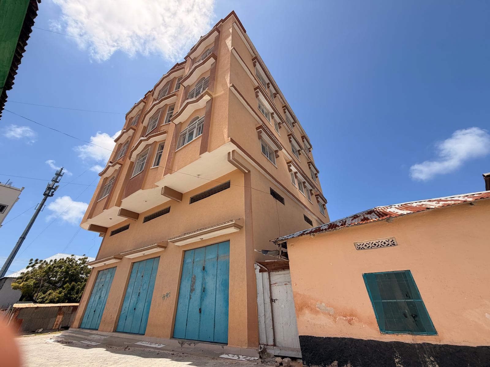 Three-Storey Commercial & Residential Building for Sale โ Nationlink Area 3