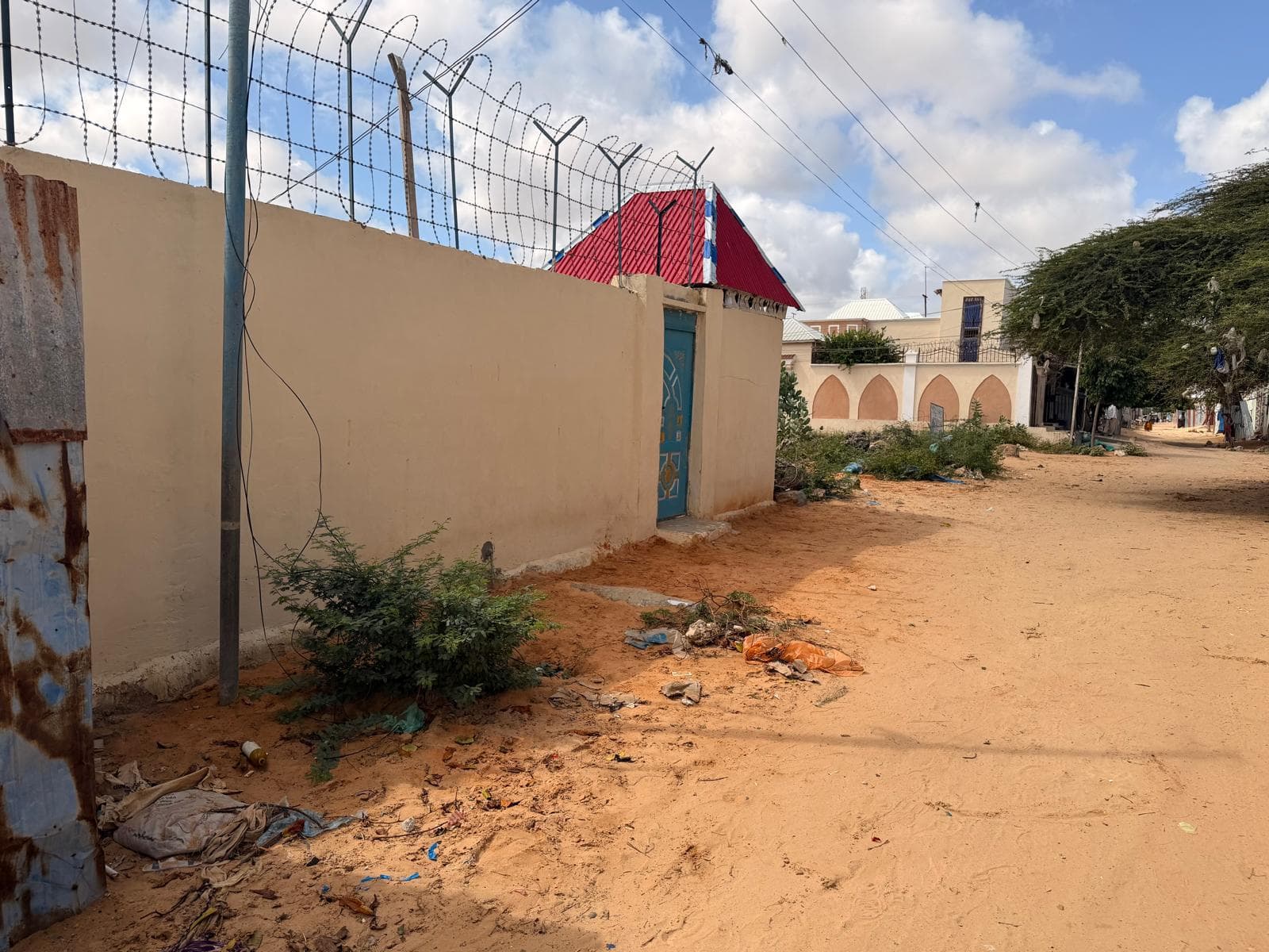 Recently Built Residential House for Sale โ Tabeelaha Sheikh Ibrahim, Garasbaaleey 3